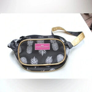 NWOT Simply Southern waist pack